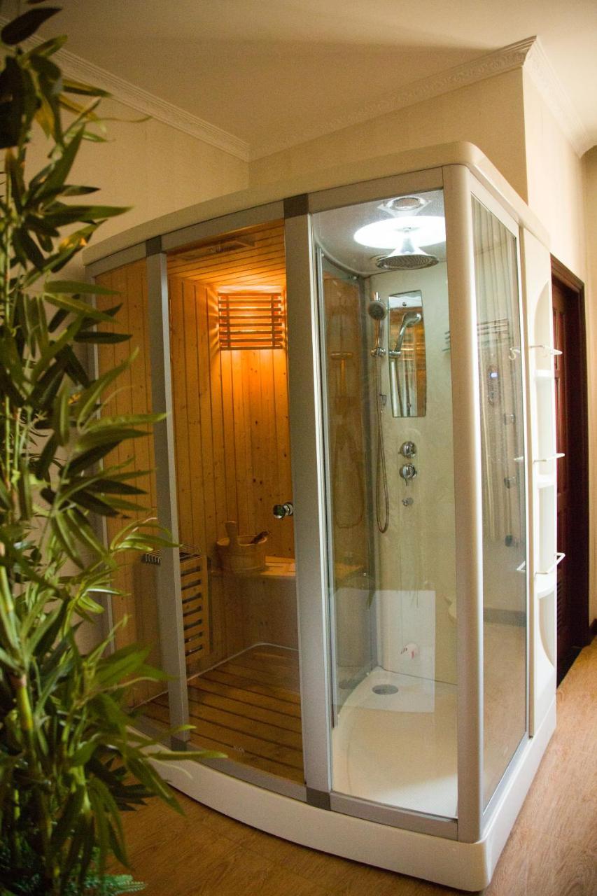 Hai Ba Trung Hotel & Spa Buon Ma Thuot Exterior photo