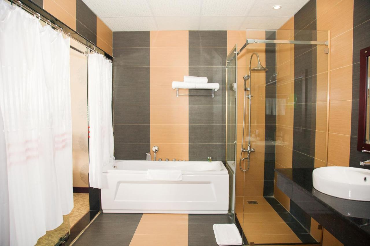 Hai Ba Trung Hotel & Spa Buon Ma Thuot Exterior photo